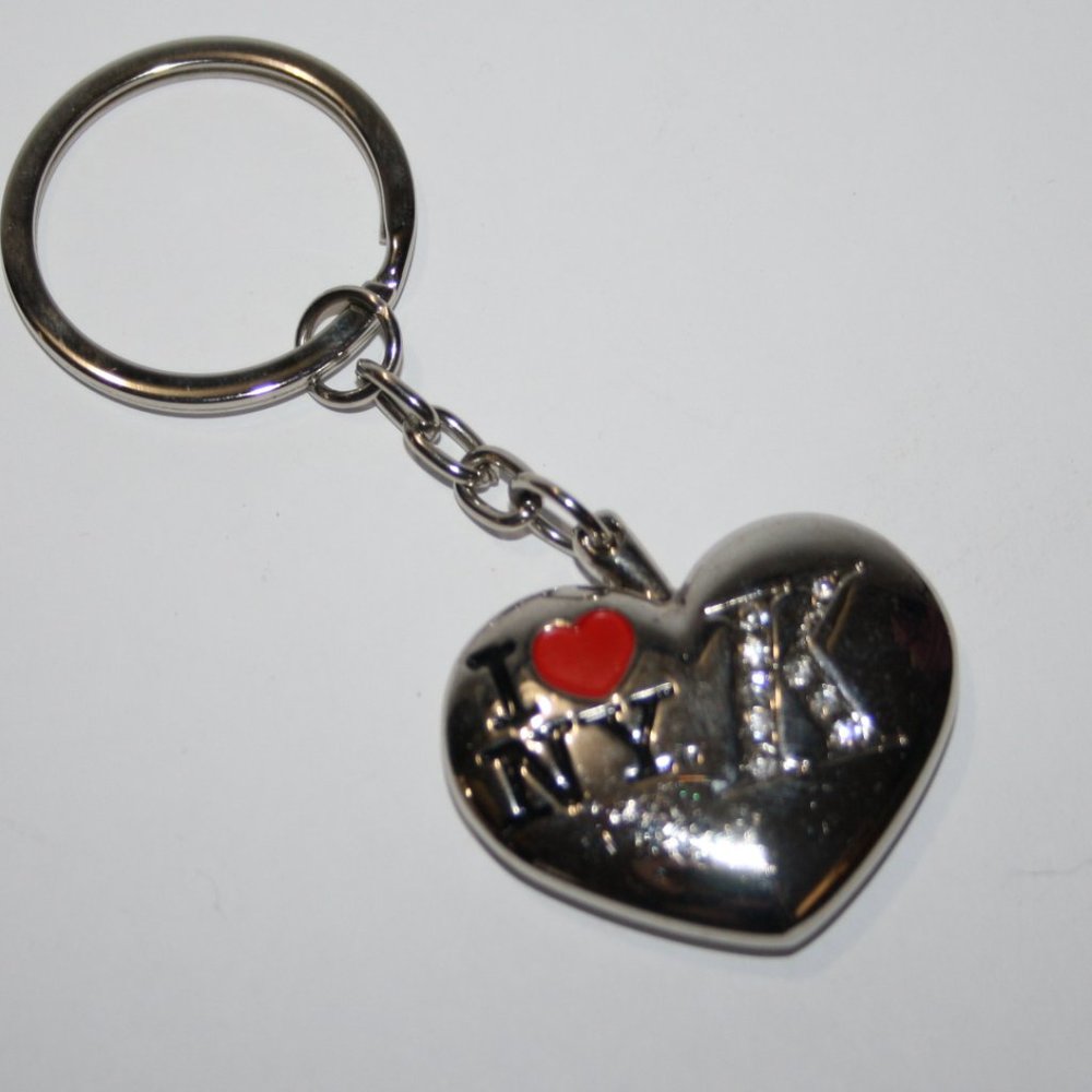 Silver heart I <3 NY K Monogrammed Key chain